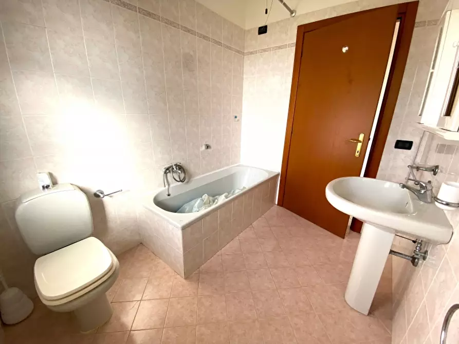 Immagine 6 di Appartamento in vendita  in Via delle Cantarelle a Pieve A Nievole