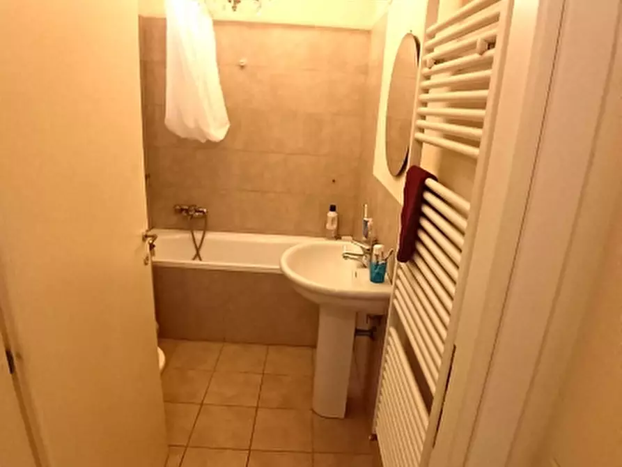 Immagine 16 di Appartamento in vendita  in Corso Matteotti a Montecatini Terme