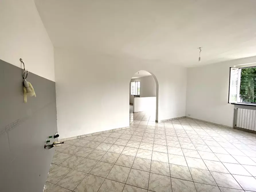 Immagine 7 di Villa in vendita  in Via Ponte Buggianese (PT) a Buggiano