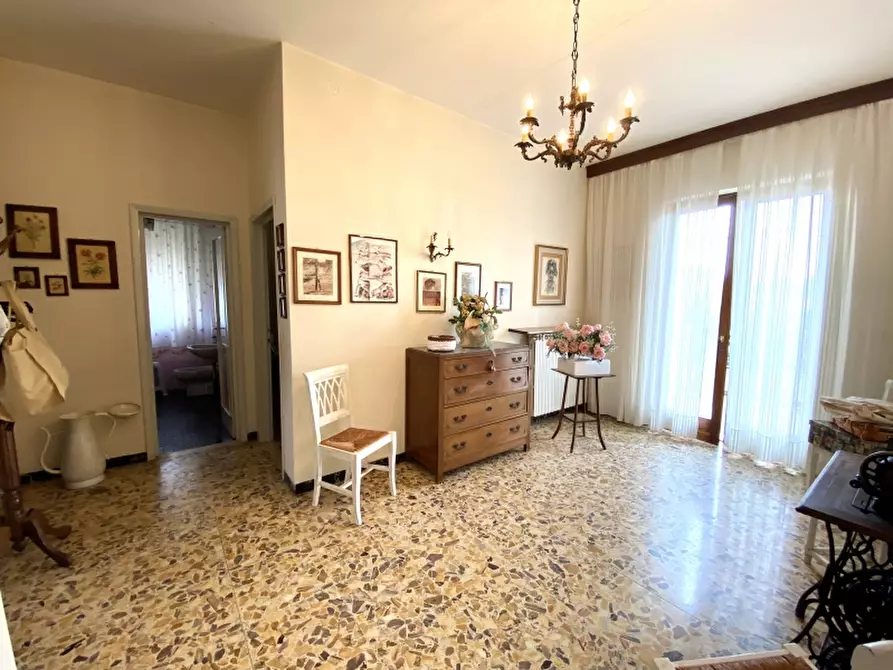 Immagine 29 di Villa in vendita  in Via Giovanni Gentile a Montecatini Terme
