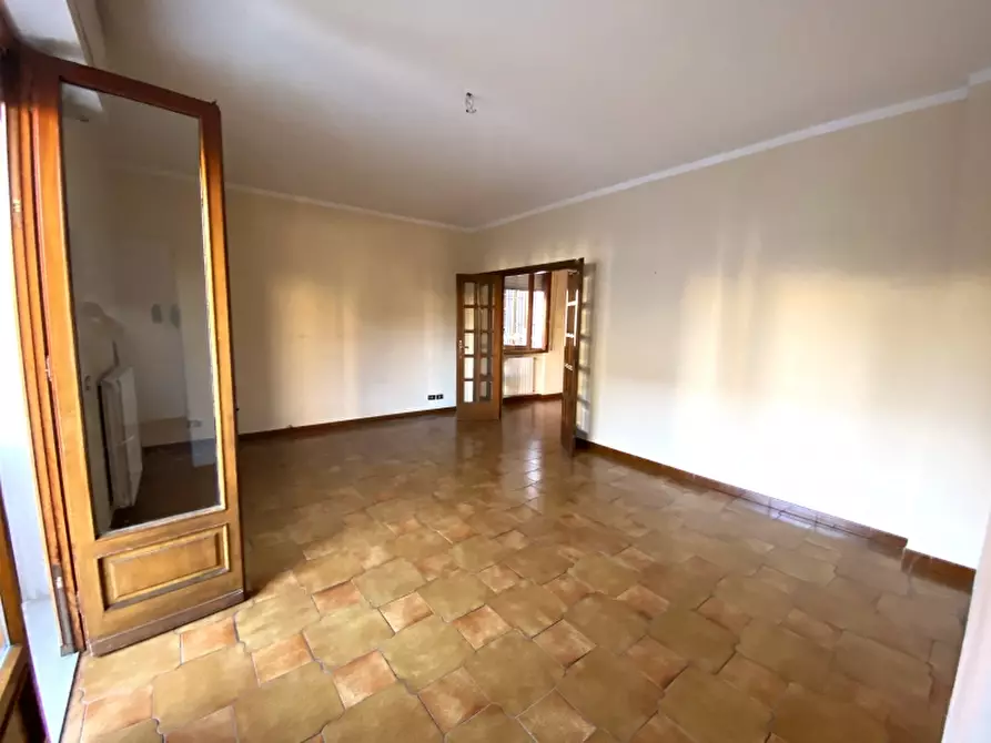 Immagine 3 di Appartamento in vendita  in Via Pascoli a Montecatini Terme