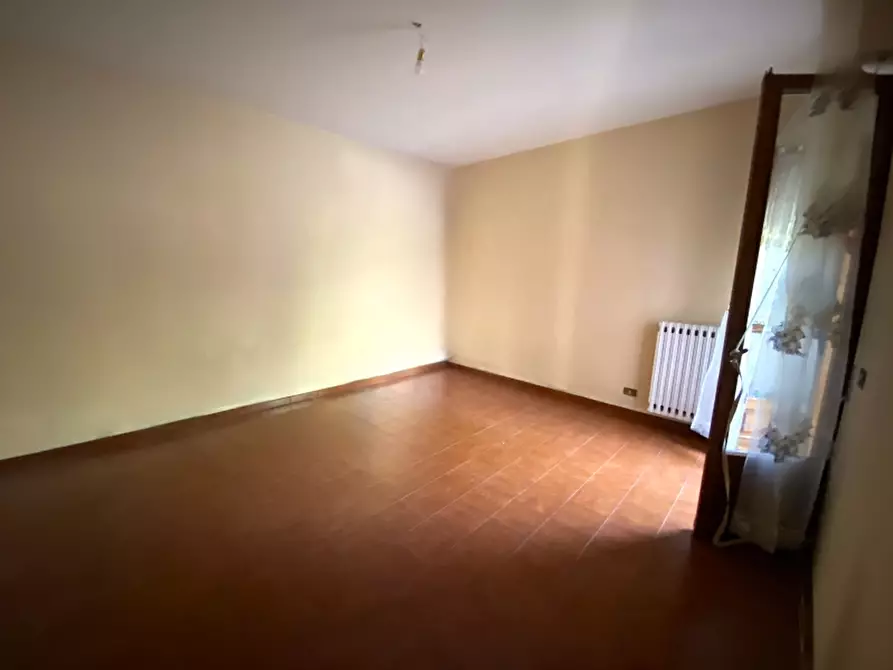 Immagine 10 di Appartamento in vendita  in Via Pascoli a Montecatini Terme