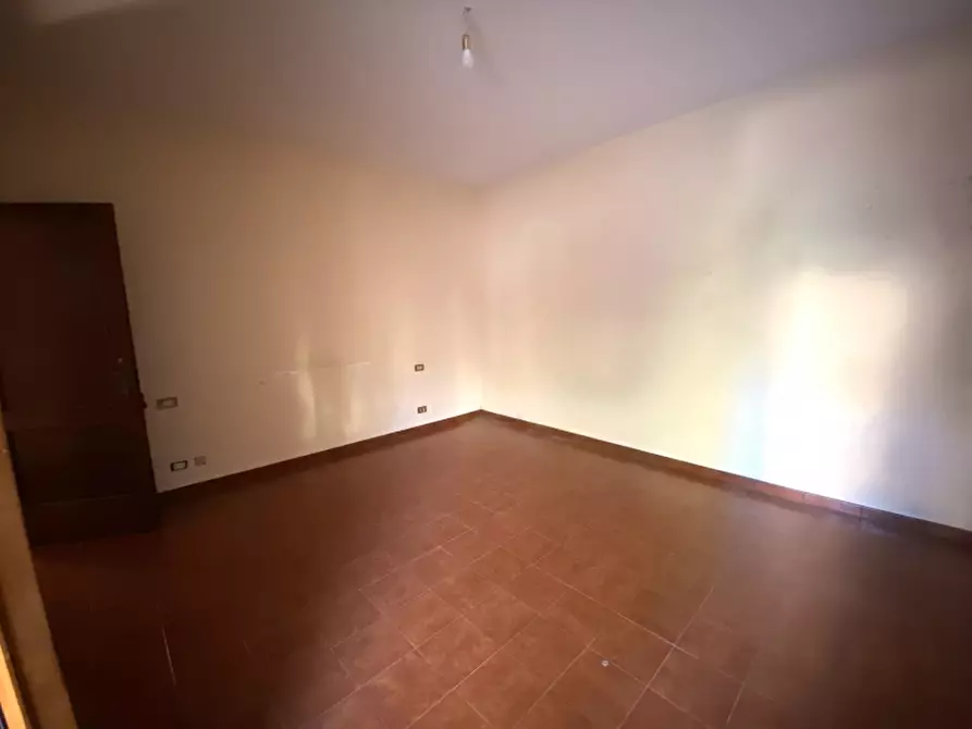 Immagine 11 di Appartamento in vendita  in Via Pascoli a Montecatini Terme