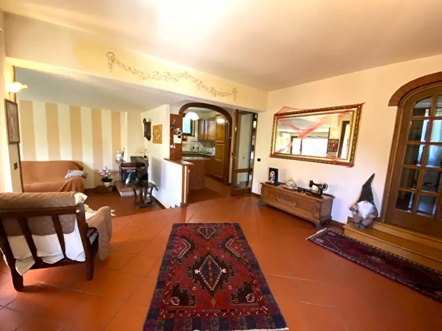 Immagine 5 di Villa in vendita  in Via Ponchielli a Montecatini Terme