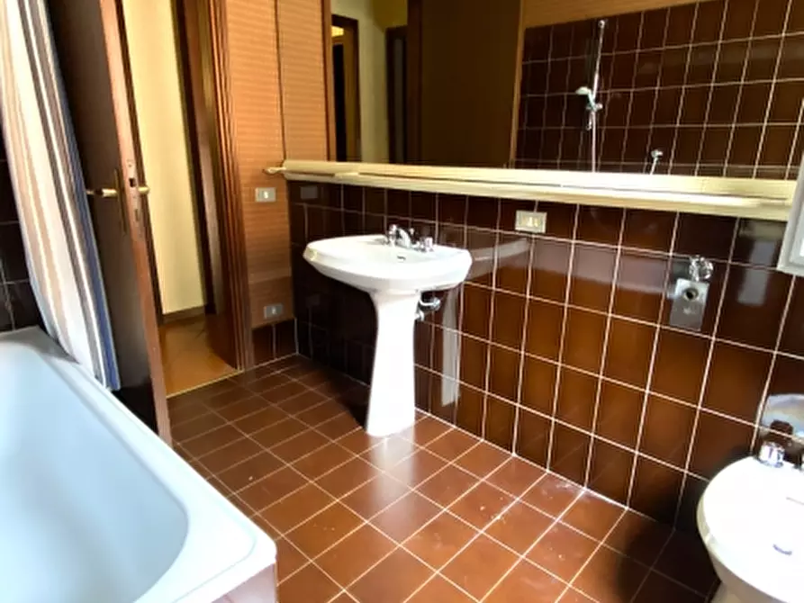 Immagine 14 di Appartamento in vendita  in Via Bruceto a Montecatini Terme