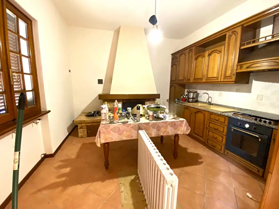 Immagine 1 di Villa in vendita  in Via Cessana (PT) a Buggiano
