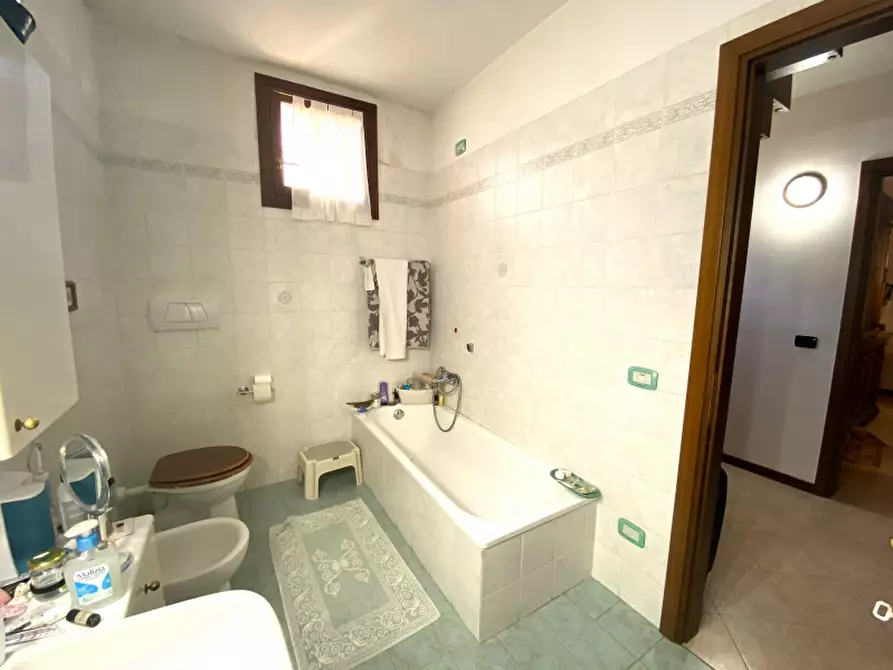 Immagine 9 di Appartamento in vendita  in Viale Fedeli a Montecatini Terme