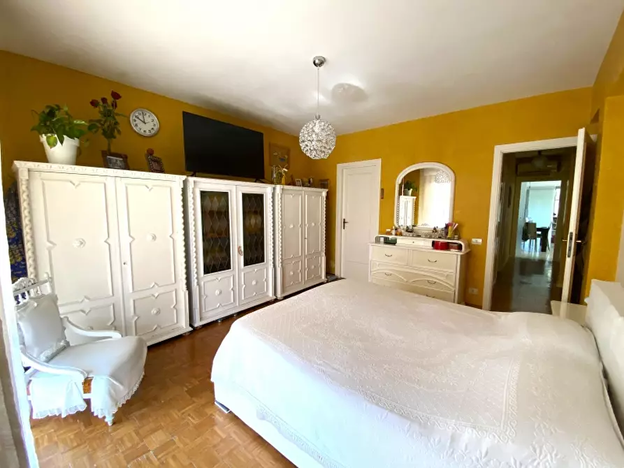 Immagine 10 di Appartamento in vendita  in Viale Paga Giovanni XXIII a Montecatini Terme