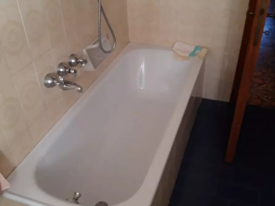 Immagine 17 di Appartamento in vendita  in Via Lucchese 4 a Montecatini Terme