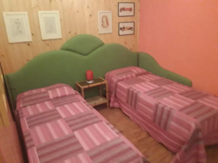 Immagine 33 di Villa in vendita  a Marliana