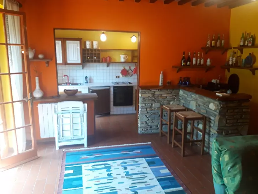 Immagine 6 di Villa in vendita  a Marliana