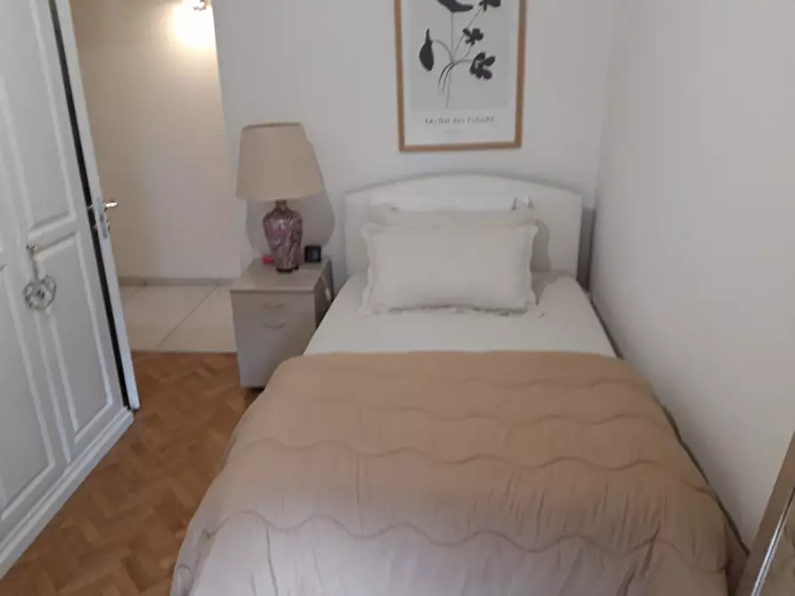 Immagine 13 di Appartamento in vendita  a Montecatini Terme