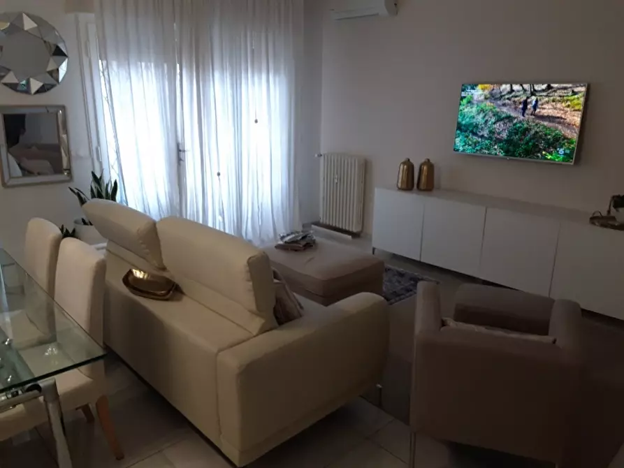 Immagine 6 di Appartamento in vendita  a Montecatini Terme