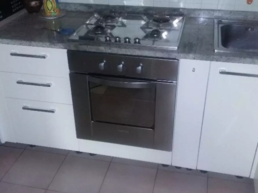 Immagine 3 di Appartamento in vendita  a Montecatini Terme