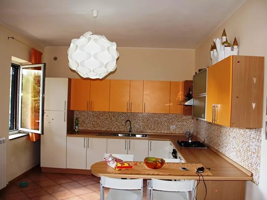 Immagine 3 di Appartamento in vendita  a Allerona