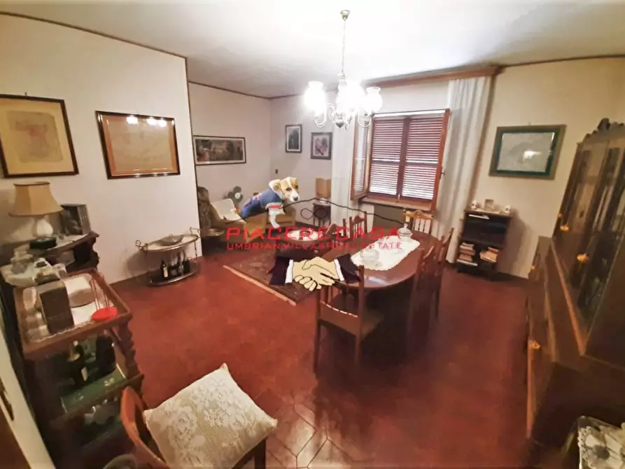 Immagine 3 di Casa indipendente in vendita  in Piazza Ascanio Vitozzi a Castel Giorgio
