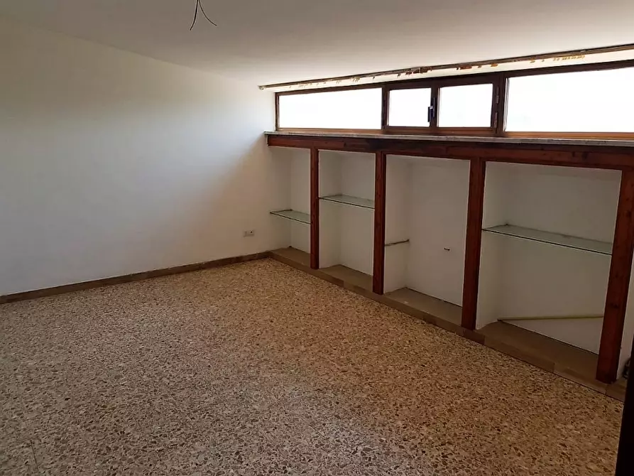 Immagine 7 di Appartamento in vendita  a Orvieto