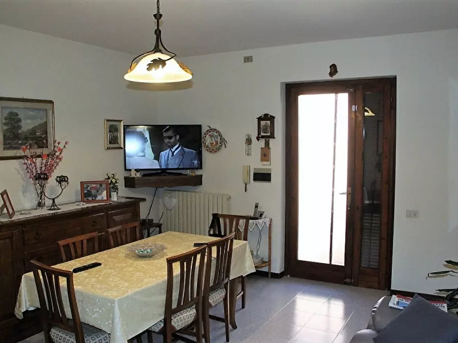 Immagine 3 di Appartamento in vendita  a Porano