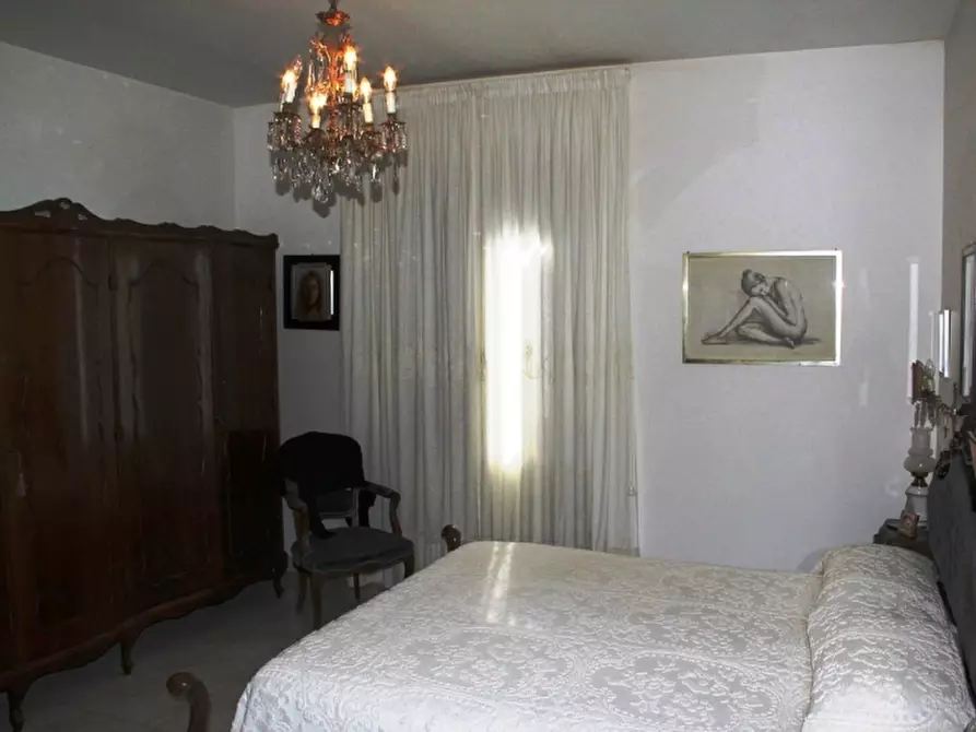 Immagine 11 di Appartamento in vendita  a Porano