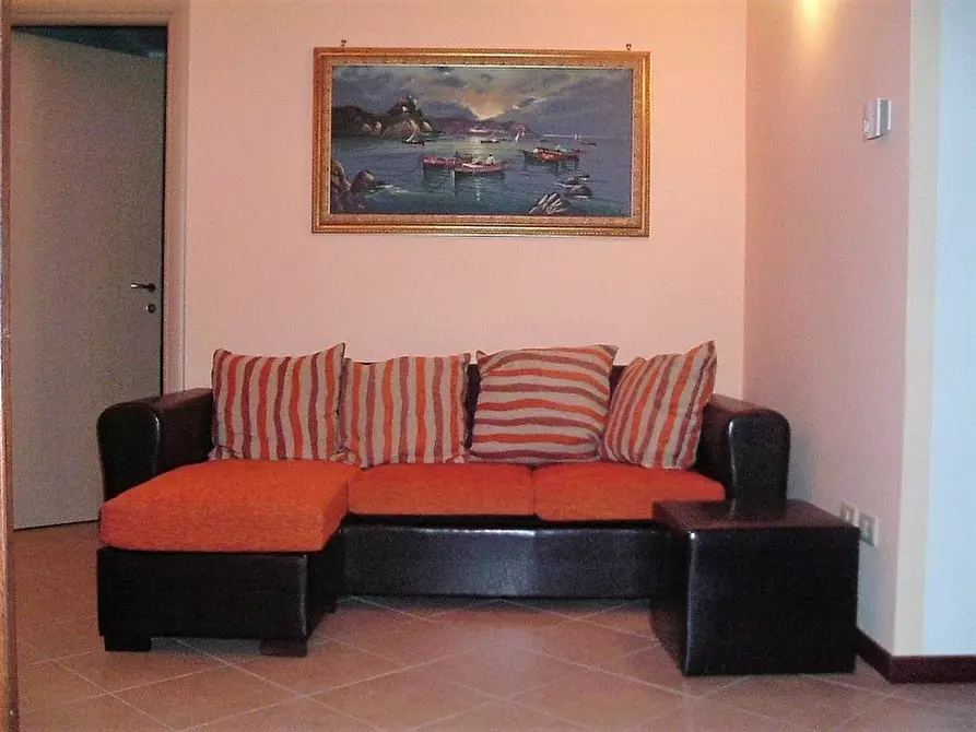 Immagine 12 di Casa indipendente in vendita  a Orvieto