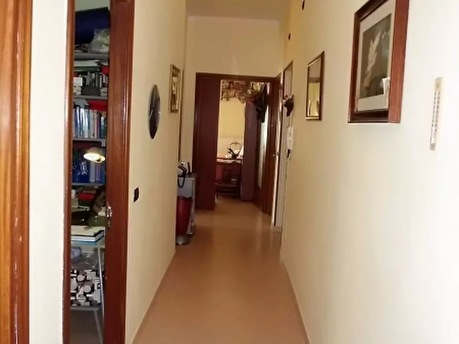 Immagine 14 di Appartamento in vendita  a Bagnoregio