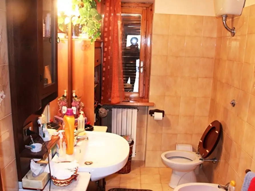 Immagine 6 di Porzione di casa in vendita  a Porano