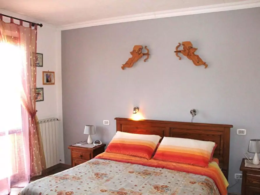 Immagine 13 di Casa semindipendente in vendita  in sferracavallo a Orvieto