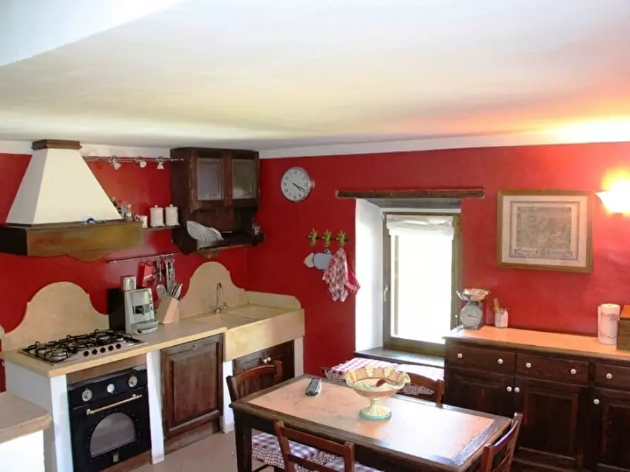 Immagine 3 di Rustico / casale in vendita  in Piazza Ascanio Vitozzi a Orvieto