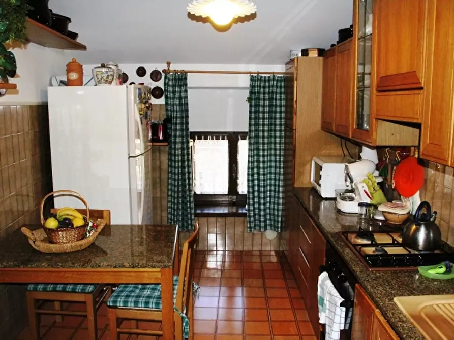 Immagine 5 di Appartamento in vendita  a Orvieto