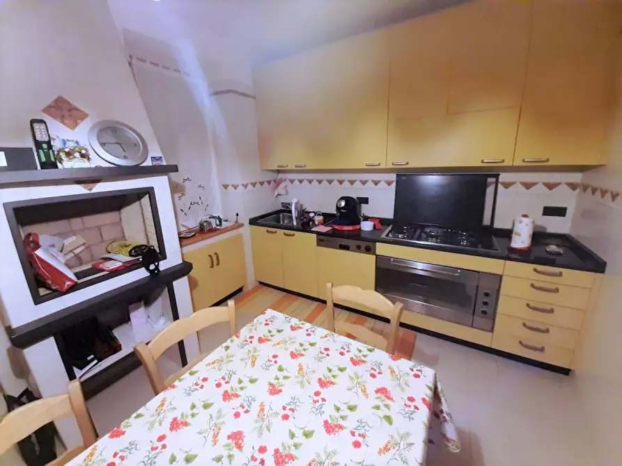 Immagine 4 di Appartamento in vendita  in piazza ascanio vitozzi a Orvieto