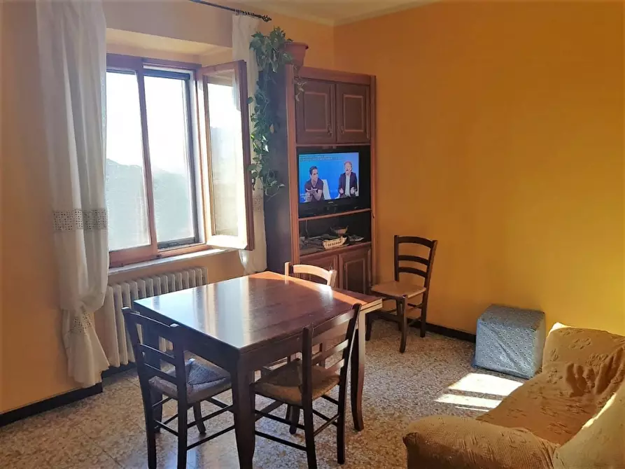 Immagine 2 di Appartamento in vendita  a Orvieto