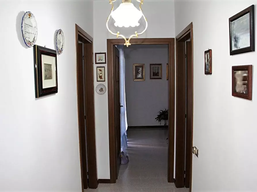 Immagine 5 di Appartamento in vendita  a Porano