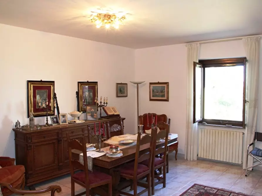 Immagine 3 di Appartamento in vendita  a Porano