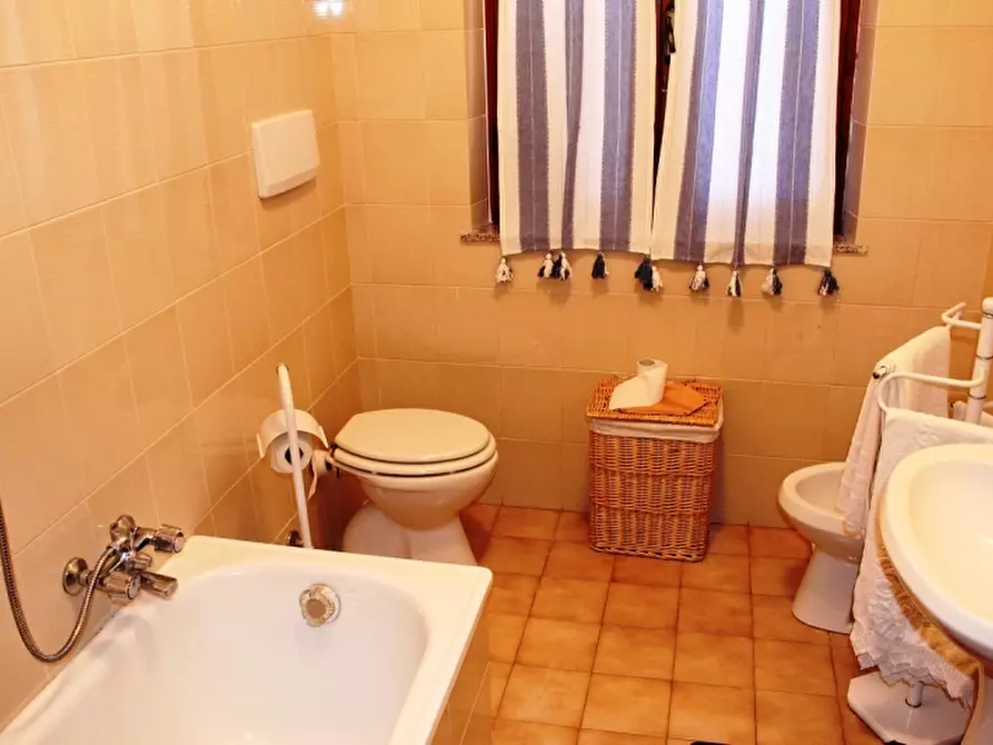 Immagine 6 di Appartamento in vendita  in - a Porano