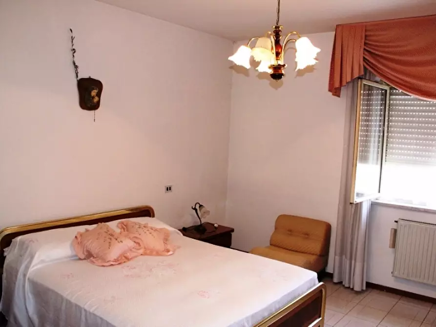 Immagine 5 di Appartamento in vendita  a Allerona