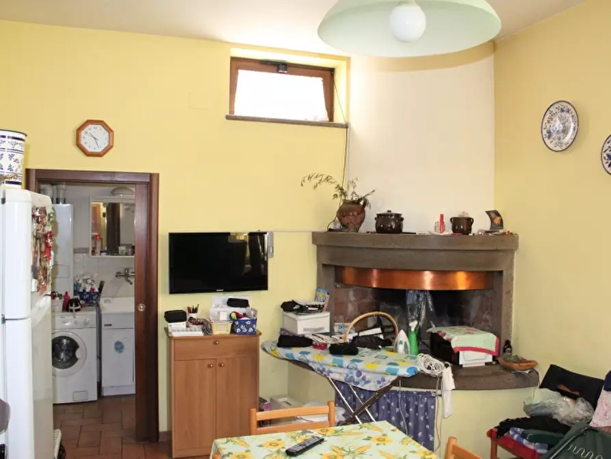 Immagine 5 di Porzione di casa in vendita  a Orvieto