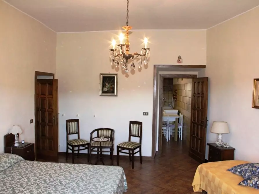 Immagine 7 di Appartamento in vendita  a Baschi