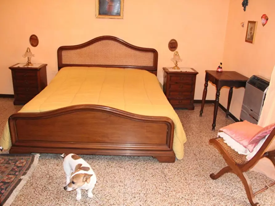 Immagine 6 di Appartamento in vendita  a Orvieto