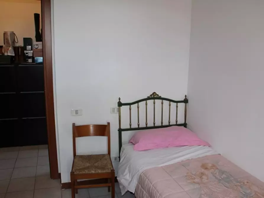 Immagine 6 di Appartamento in vendita  a Orvieto