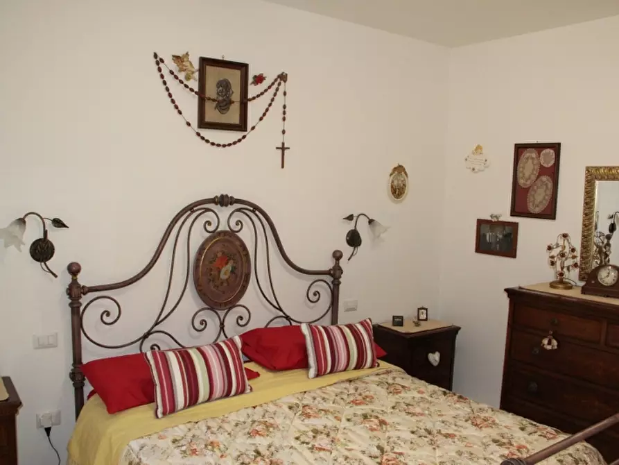 Immagine 5 di Appartamento in vendita  in Piazza Ascanio Vitozzi a Orvieto