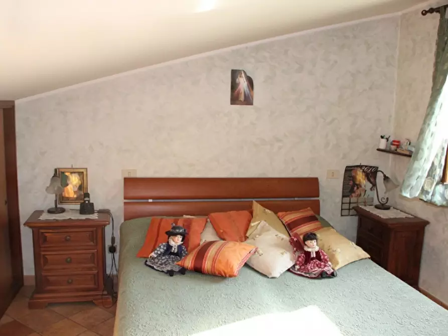 Immagine 9 di Porzione di casa in vendita  a Porano