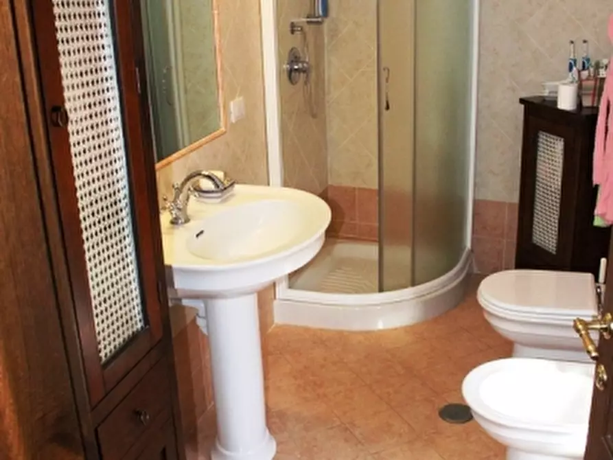 Immagine 8 di Appartamento in vendita  a Orvieto