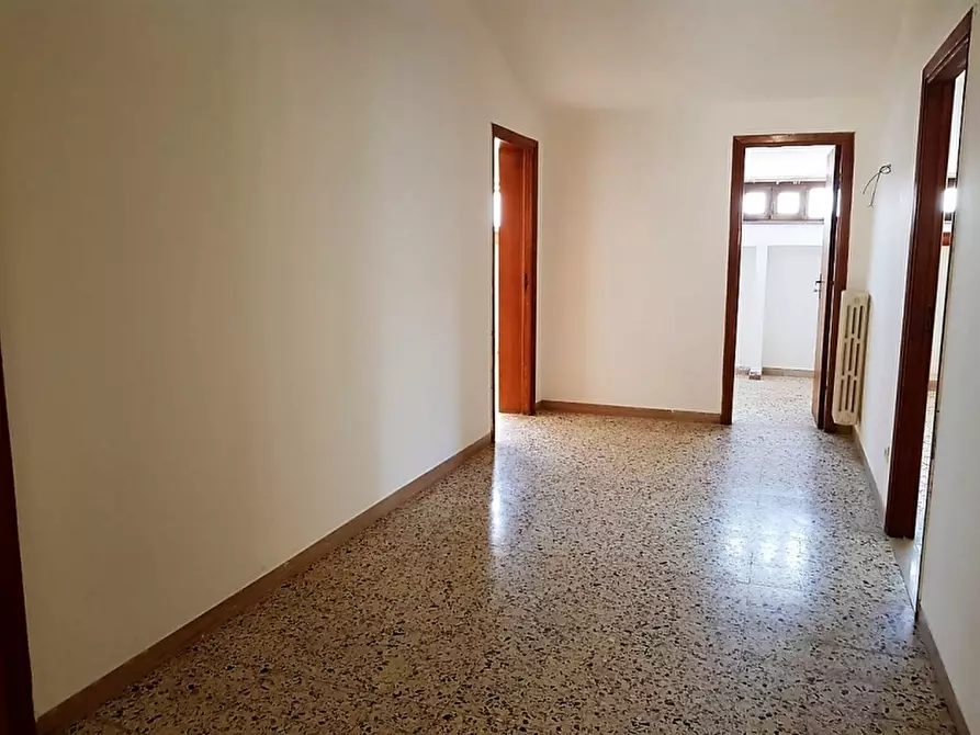 Immagine 1 di Appartamento in vendita  a Orvieto