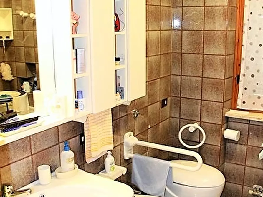 Immagine 6 di Casa semindipendente in vendita  a Orvieto