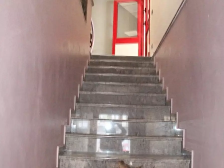 Immagine 9 di Capannone industriale in affitto  a Orvieto