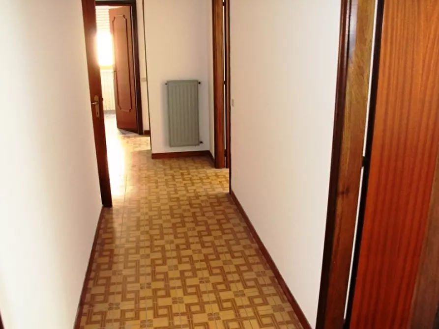 Immagine 9 di Appartamento in vendita  in Orvieto scalo a Orvieto