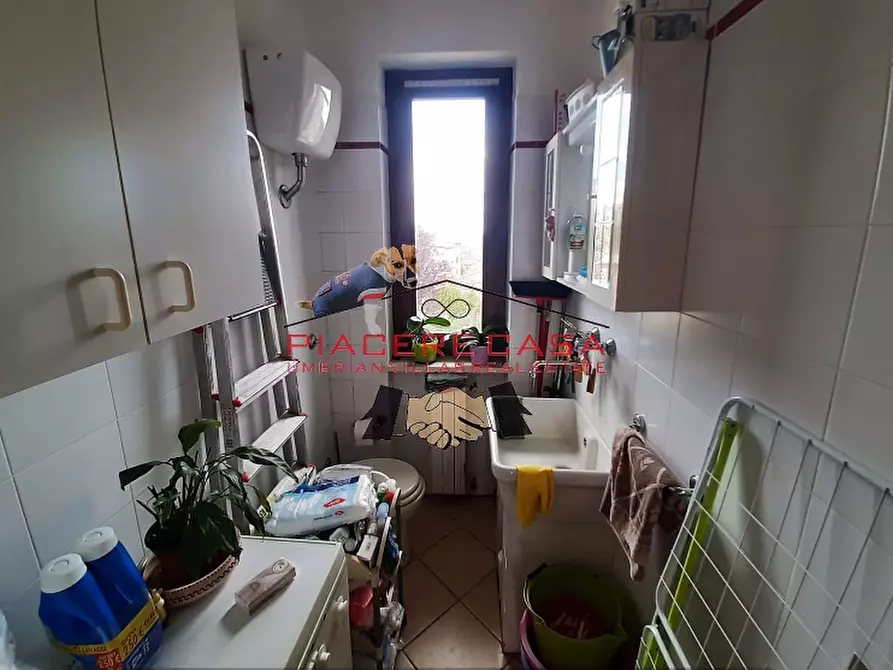 Immagine 9 di Appartamento in vendita  in Piazza Ascanio VItozzi 5 a Porano