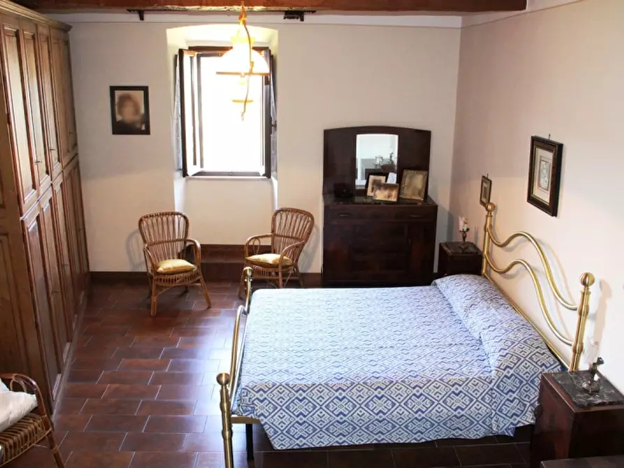 Immagine 10 di Appartamento in vendita  a Baschi