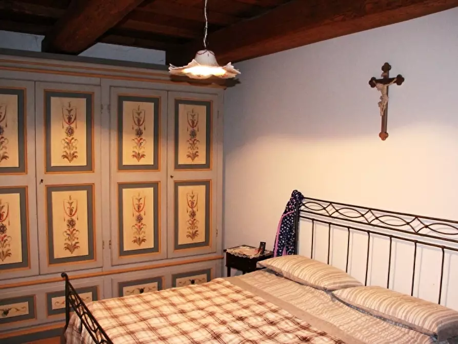 Immagine 6 di Casa indipendente in vendita  a Baschi