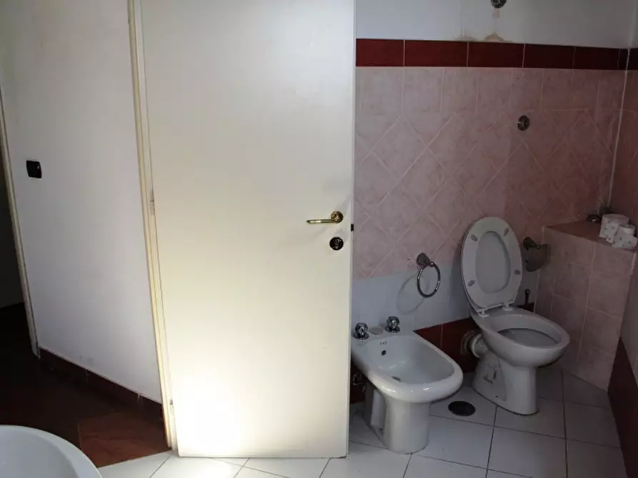 Immagine 9 di Appartamento in vendita  a Castel Viscardo